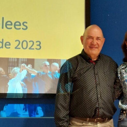 Pepita Solsona relleva a Carles Vall en la presidència de la Federació Sardanista 