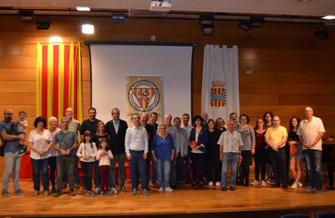 Vint-i-sis participants en el 1r. Concurs Individual de Sardana Revessa de Mollerussa
